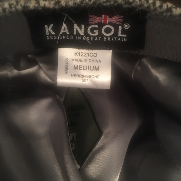 Host Pick: Kangol Cap - Size Medium - Picture 4 of 6